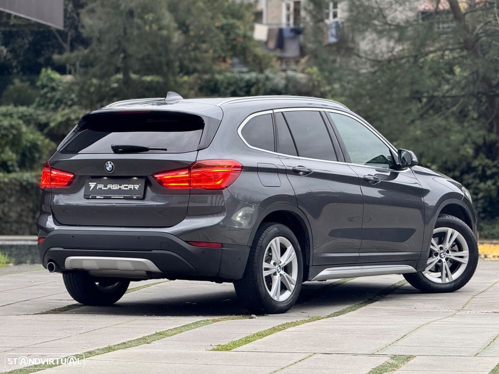 BMW X1 16 d sDrive Auto Line Sport - 3