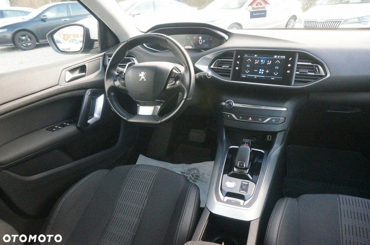 Peugeot 308 1.5 BlueHDi Allure Pack S&S EAT8 - 15