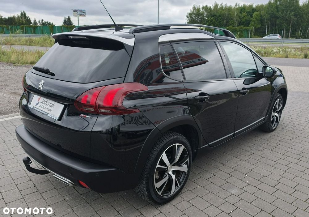 Peugeot 2008 - 11