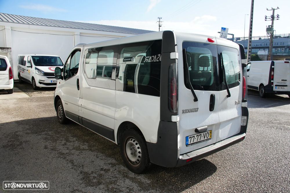 Renault Trafic 9Lugares 1.9DCI - 5