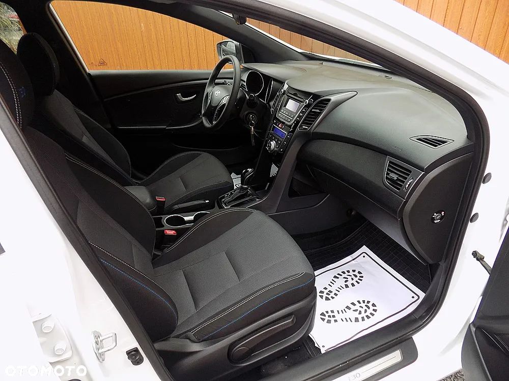 Hyundai i30 1.6 GDI BlueDrive Go DCT - 8