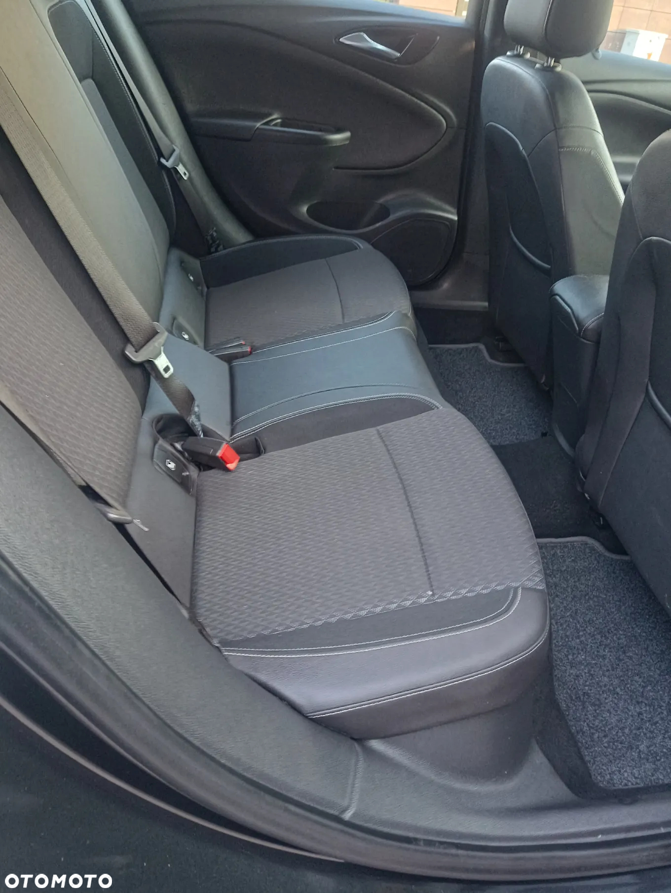 Opel Astra 1.6 D (CDTI) Business - 9