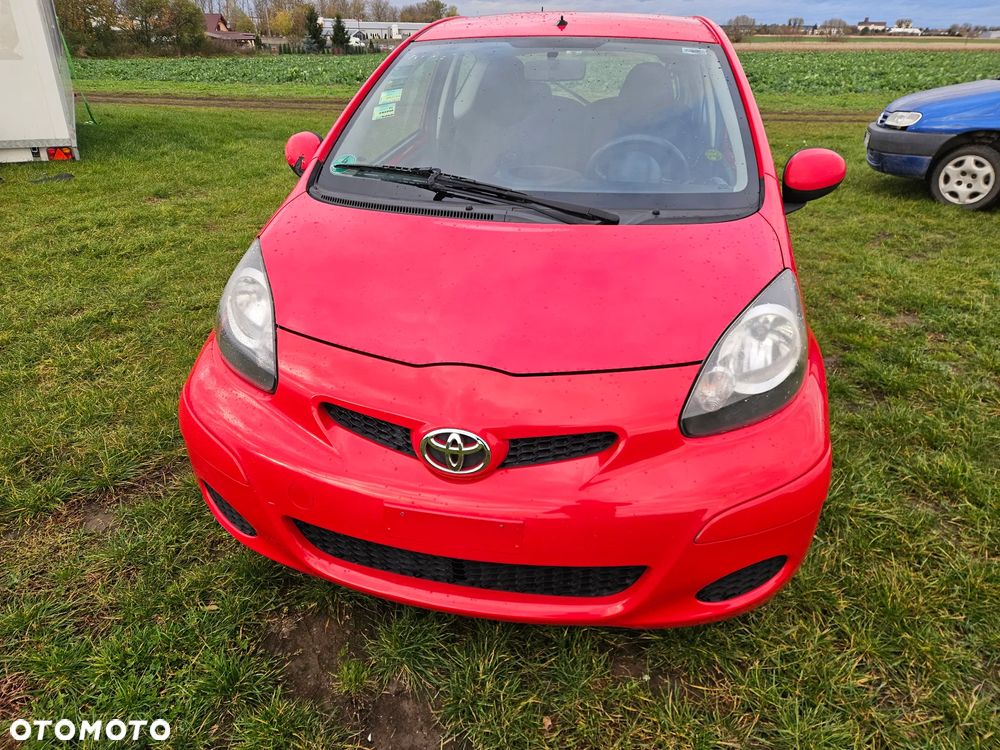 Toyota Aygo City - 2