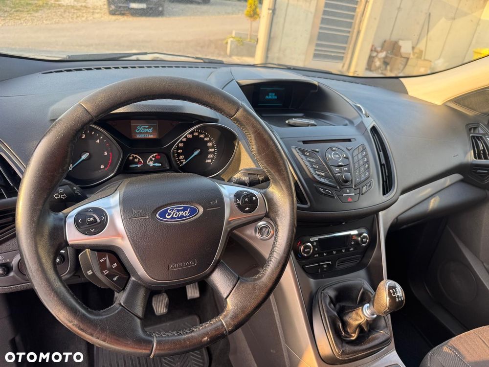 Ford Kuga 2.0 TDCi 2x4 SYNC - 18