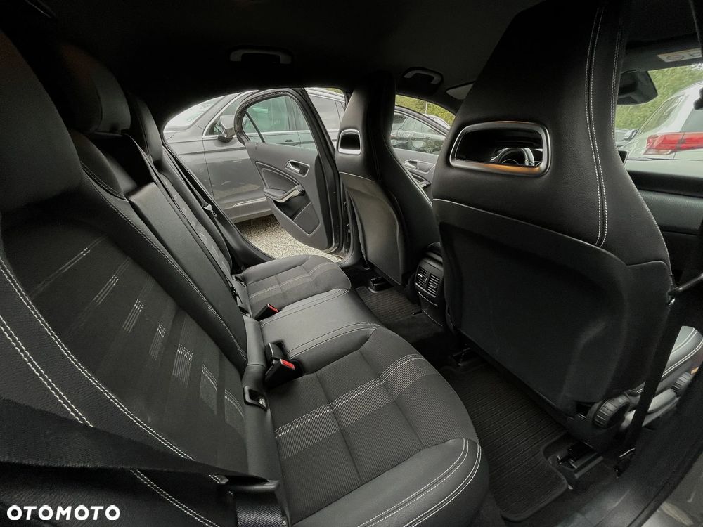 Mercedes-Benz Klasa A 180 CDI 7G DCT - 39