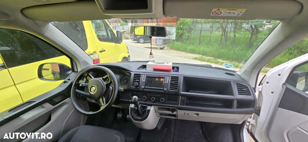 Volkswagen Caravelle LR Comfortline - 8