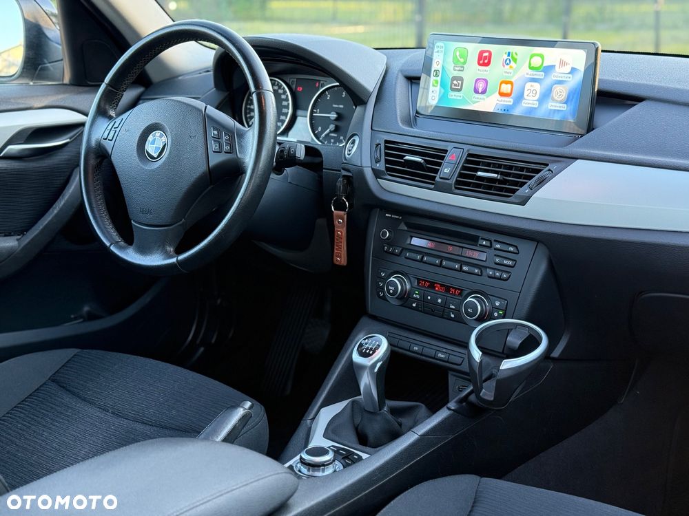 BMW X1 sDrive18d - 27