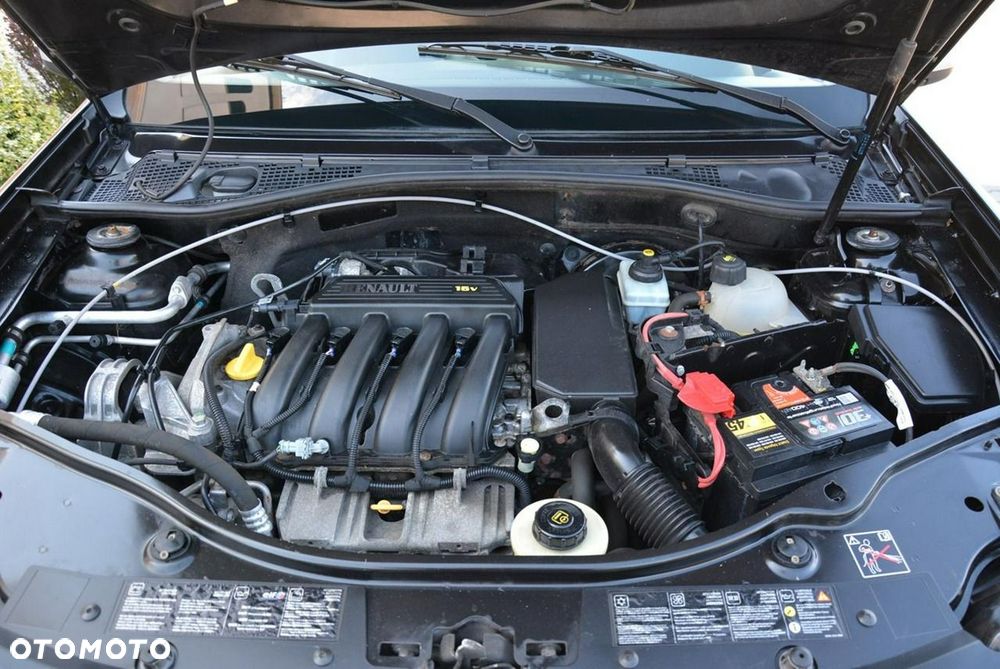 Dacia Duster 1.6 16V 105 4x4 Laureate - 23