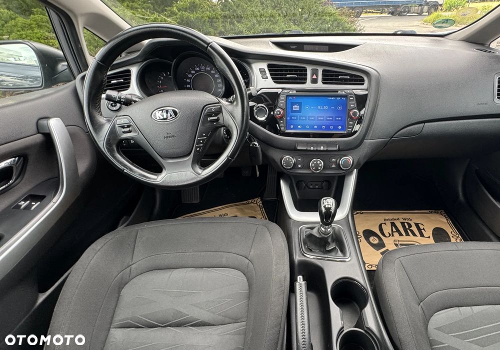 Kia Ceed 1.6 CRDi M - 27