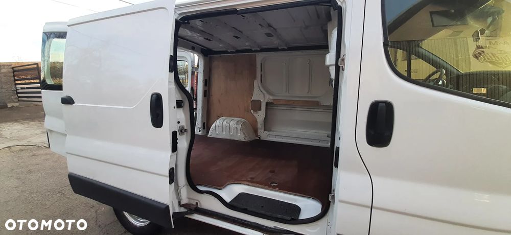 Opel Vivaro - 27