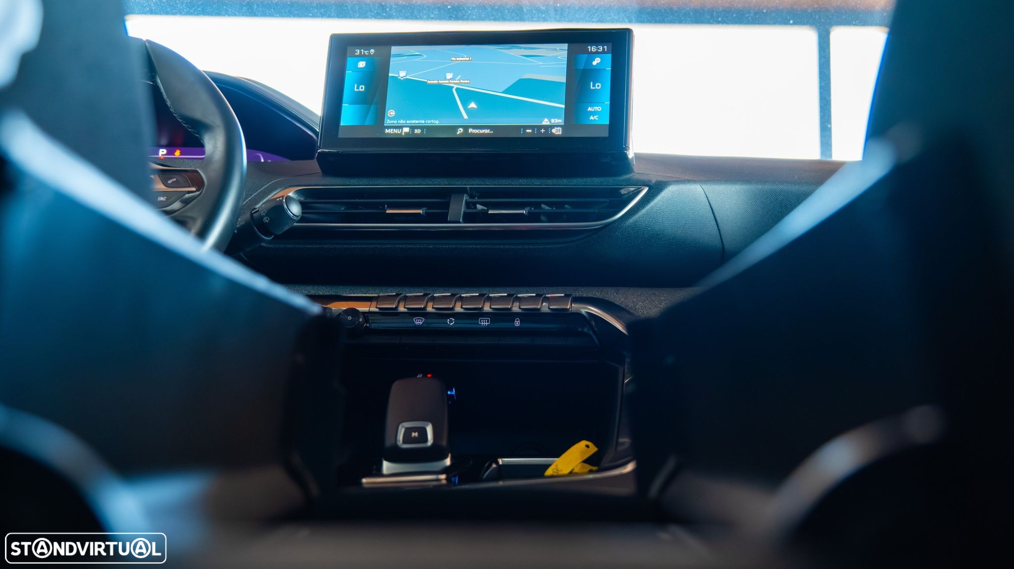 Peugeot 3008 1.2 PureTech Allure Pack EAT8 - 23