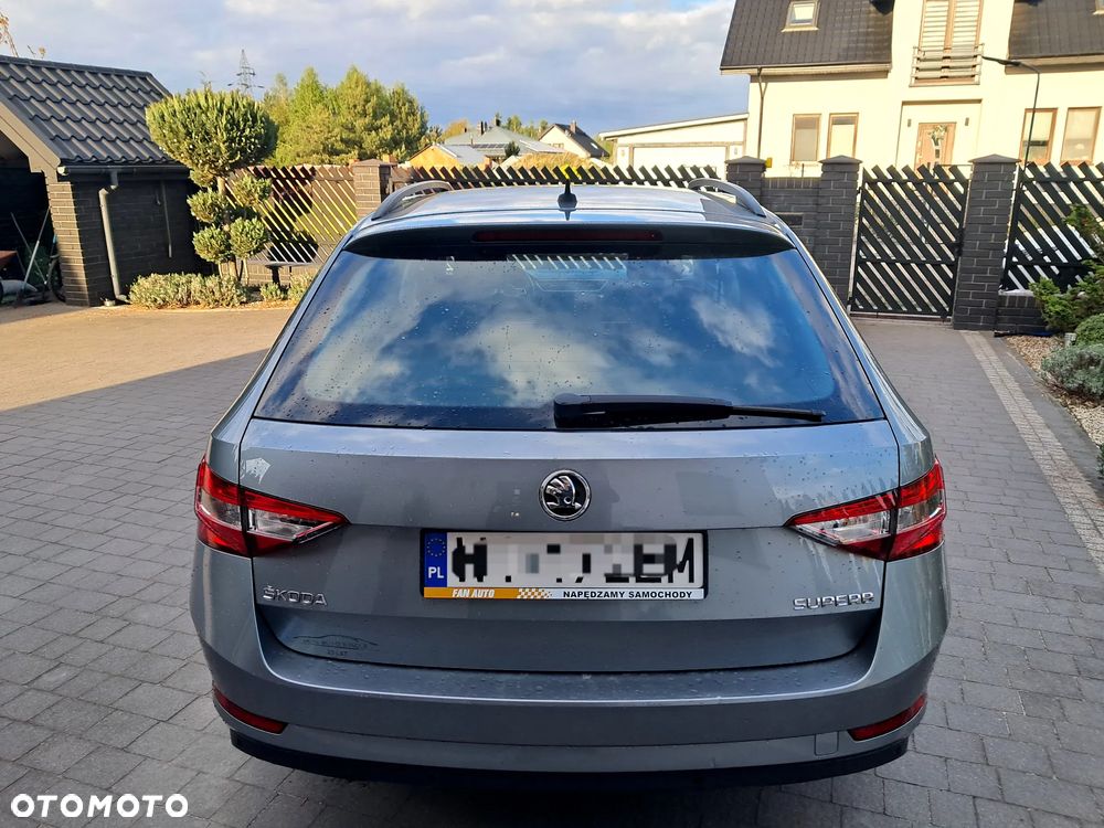 Skoda Superb 1.4 TSI ACT Ambition DSG - 3