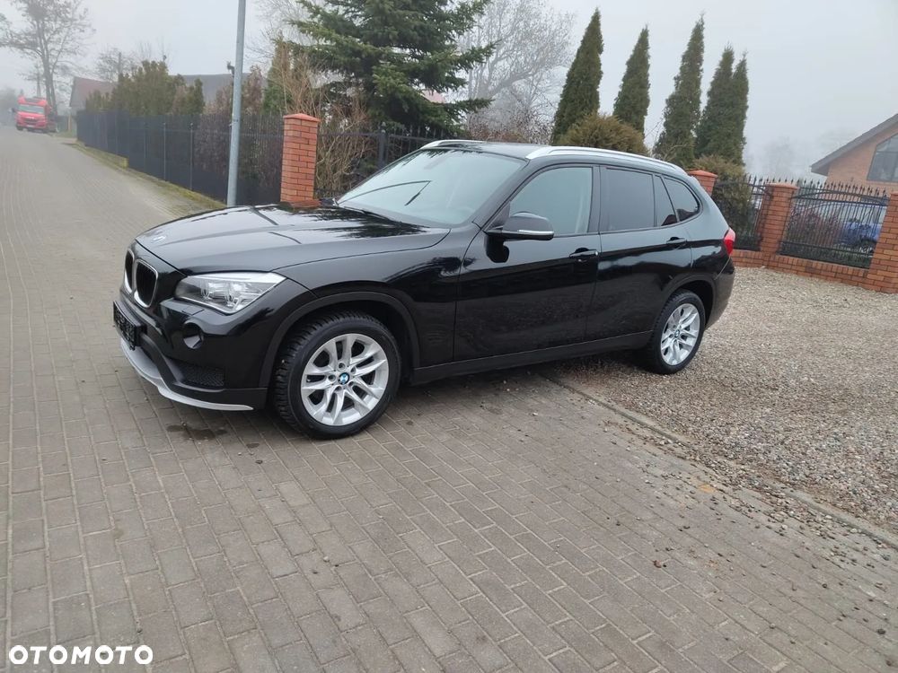 BMW X1 sDrive18d xLine - 29