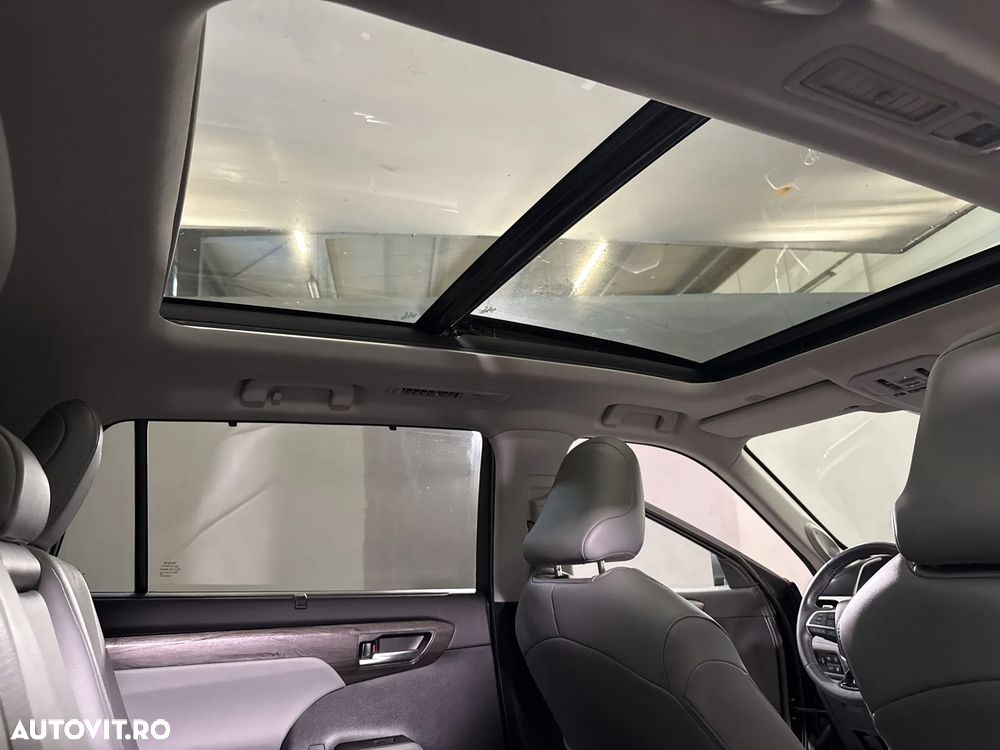 TOYOTA Highlander 2023 — imagine 24