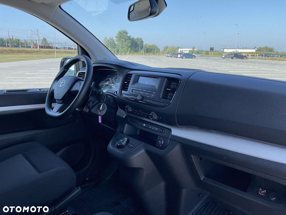 Toyota Proace Verso 2.0 D4-D Long Business - 23