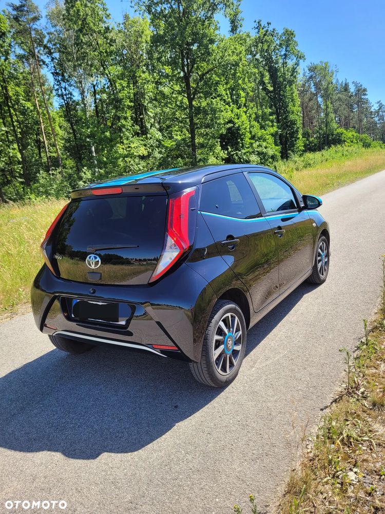 Toyota Aygo x-trend - 4