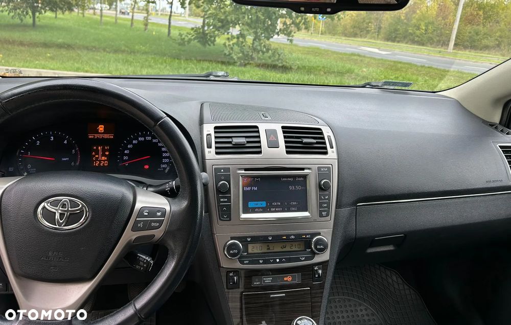 Toyota Avensis 2.0 D-4D Premium - 12