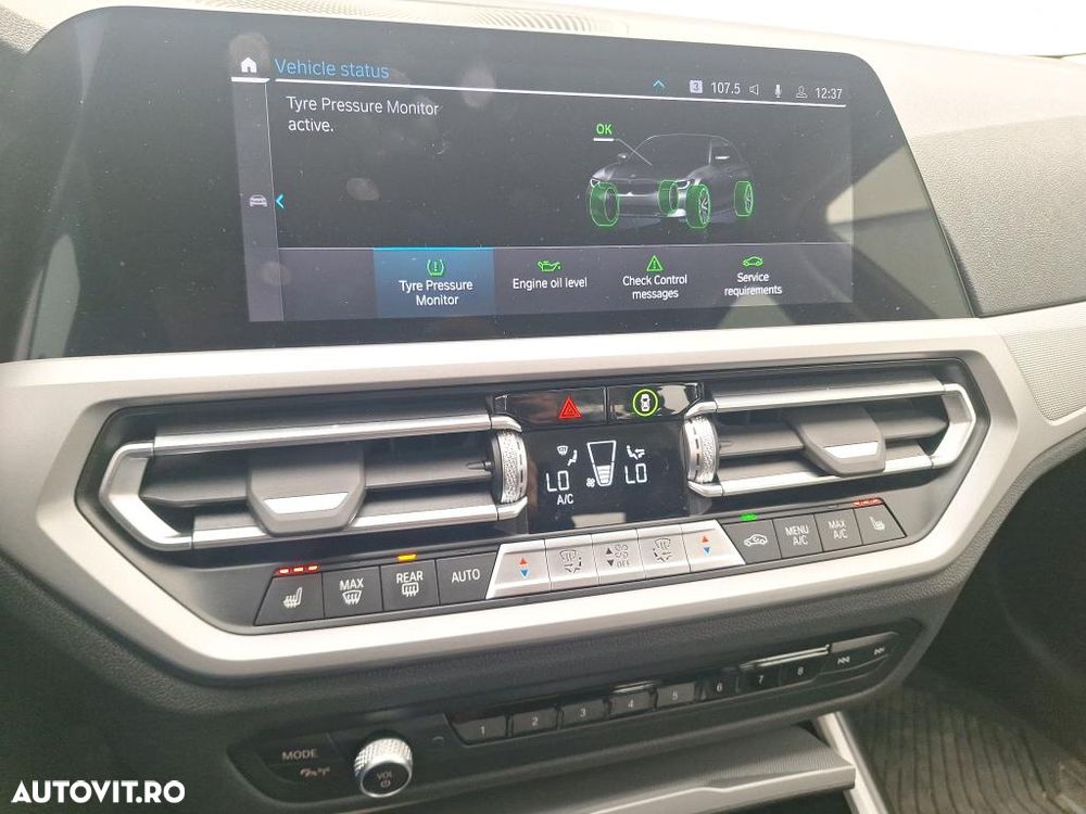 BMW Seria 3 330e xDrive Aut. Sport Line - 11