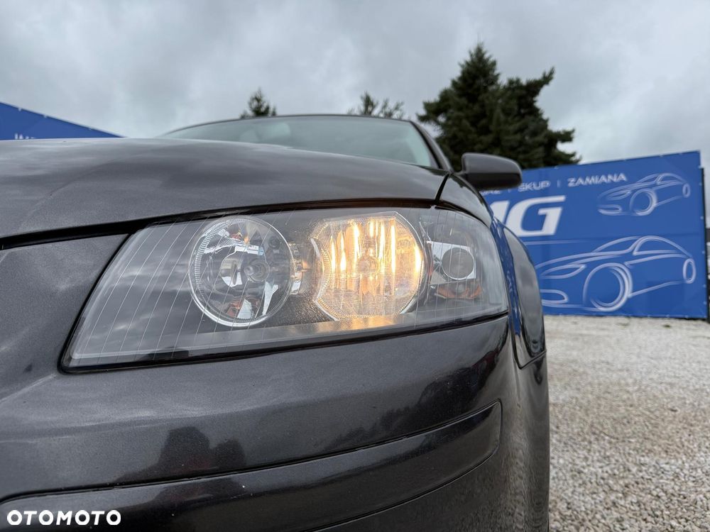 Audi A3 3-drzwiowe 1.6 Ambition - 10