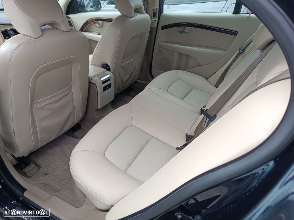 Volvo S80 2.4 D5 Executive - 12