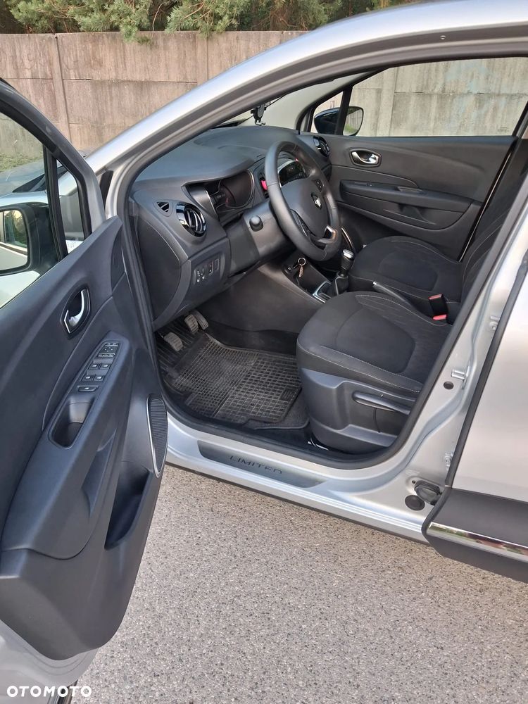 Renault Captur - 30