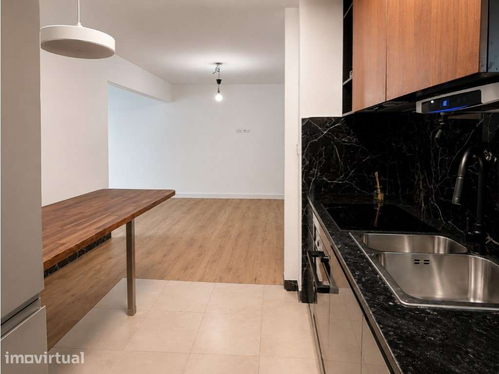 Apartamento T2 Amoreiras - Grande imagem: 2/7