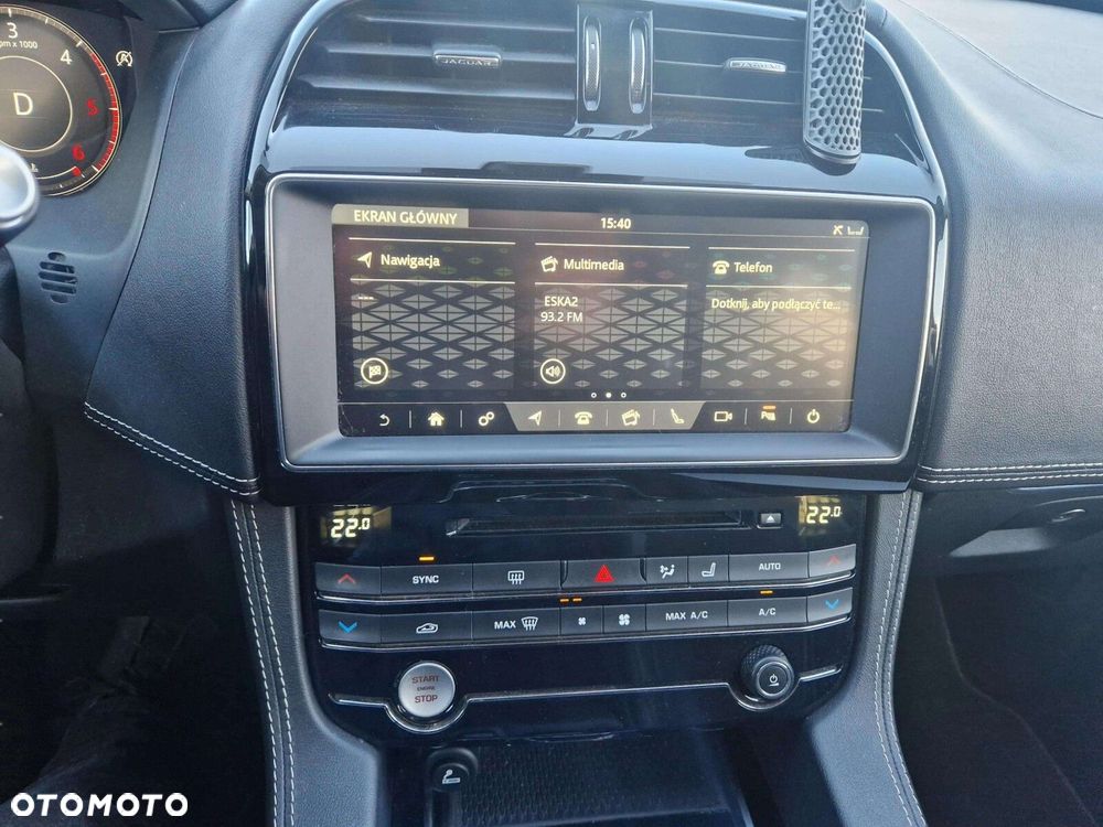 Jaguar F-Pace - 14