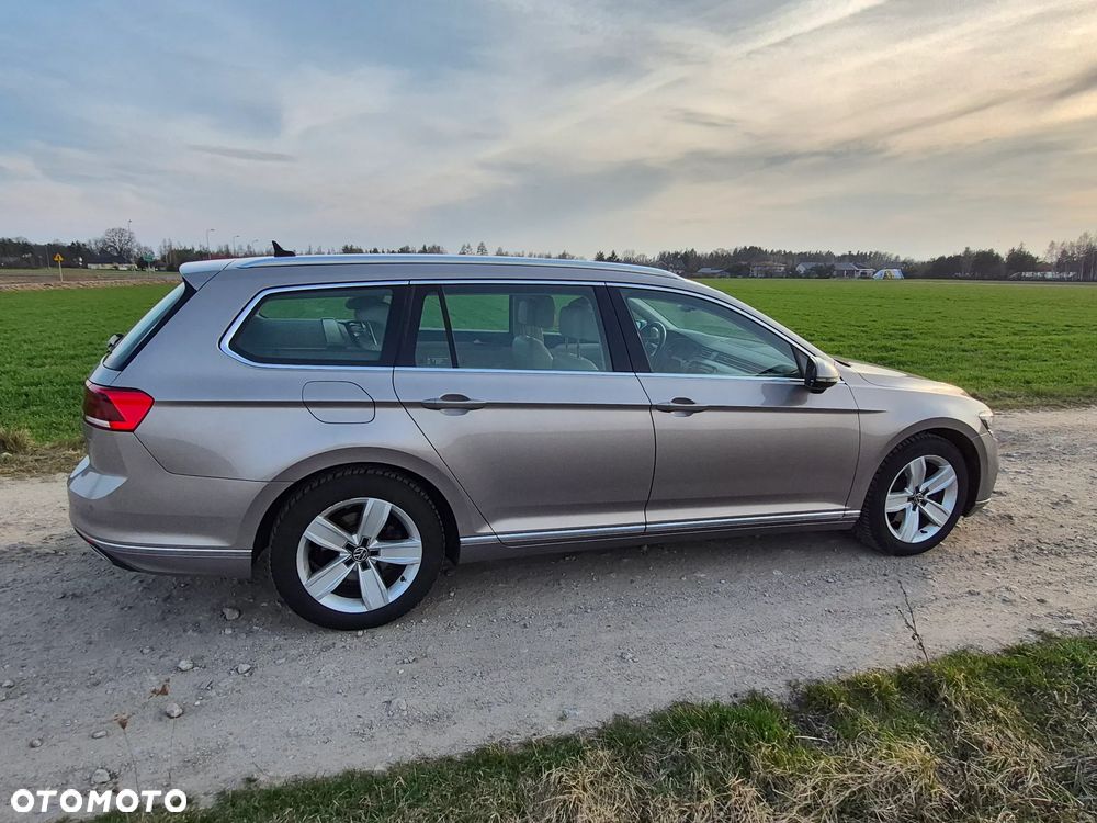 Volkswagen Passat 2.0 TDI 4Mot Elegance DSG - 20