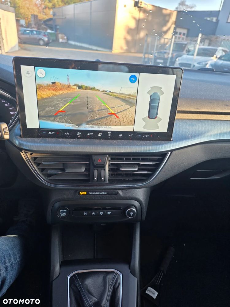 Ford Focus 1.0 EcoBoost STart-Stopp-System TITANIUM - 9