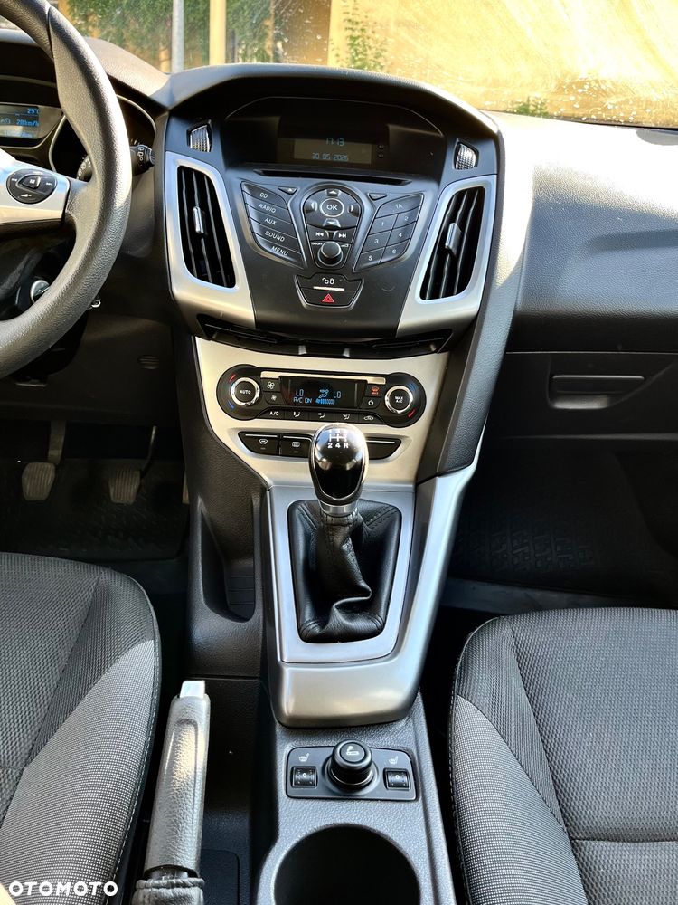 Ford Focus 1.0 EcoBoost STart-Stopp-System TITANIUM - 19
