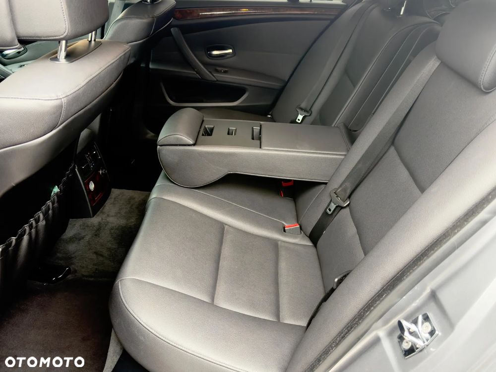 BMW Seria 5 - 21