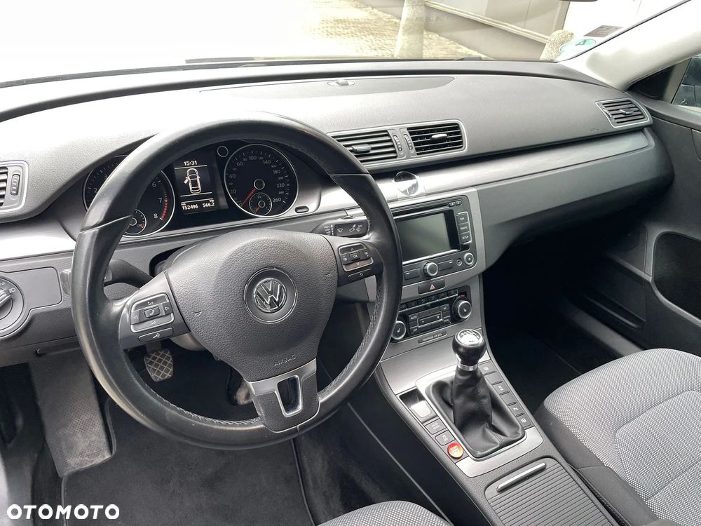 Volkswagen Passat 1.4 TSI Highline - 29