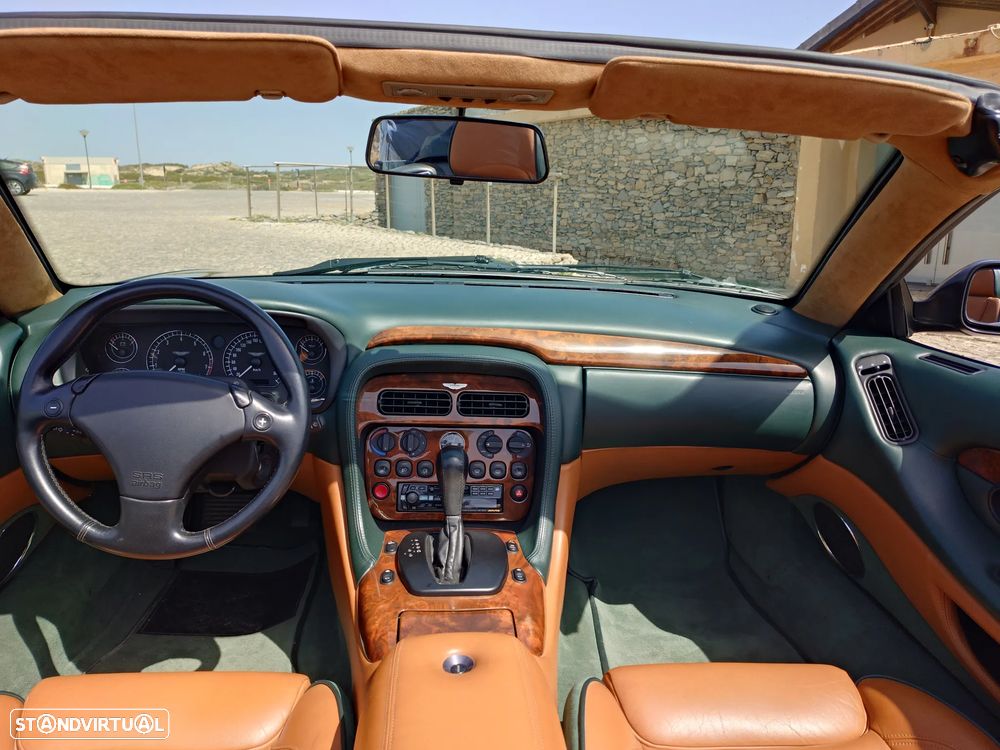 Aston Martin DB7 Vantage Volante - 44