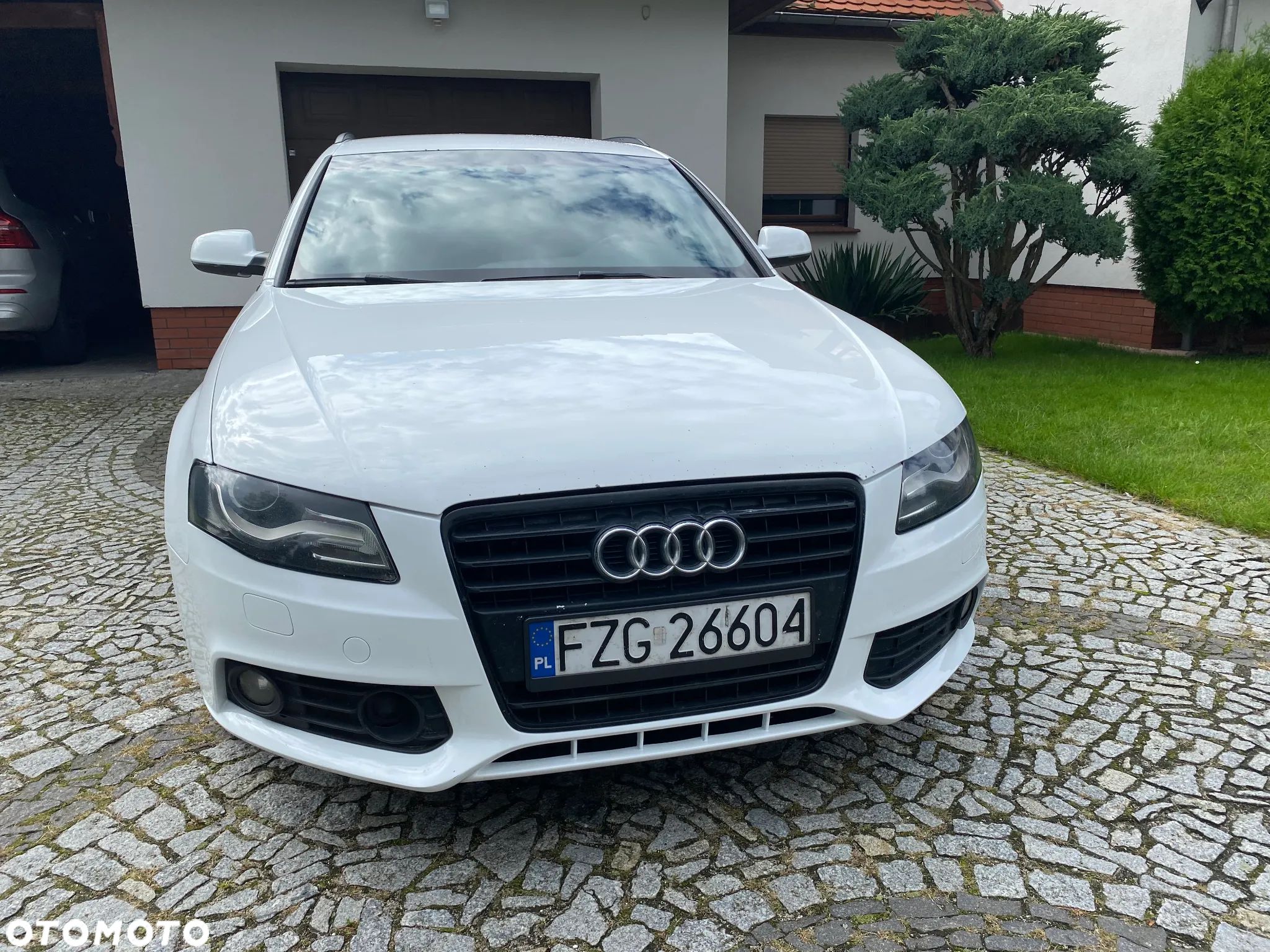 Audi A4 - 1