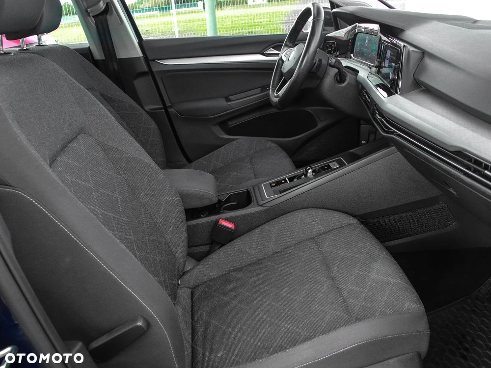 Volkswagen Golf VIII 1.5 eTSI EVO Life DSG - 13