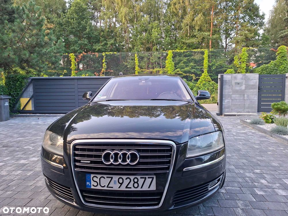 Audi A8 - 1