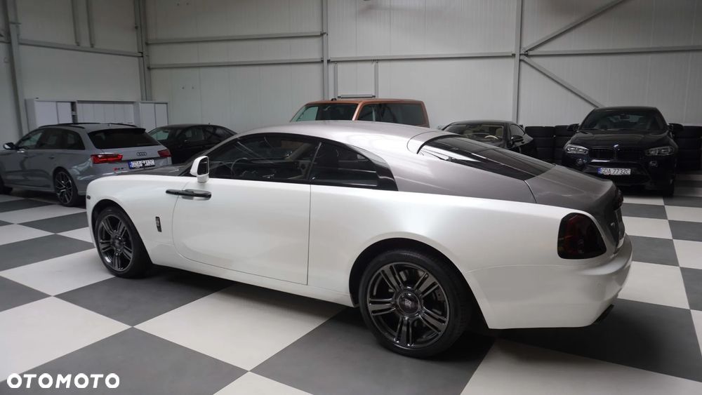 Rolls-Royce Wraith - 4