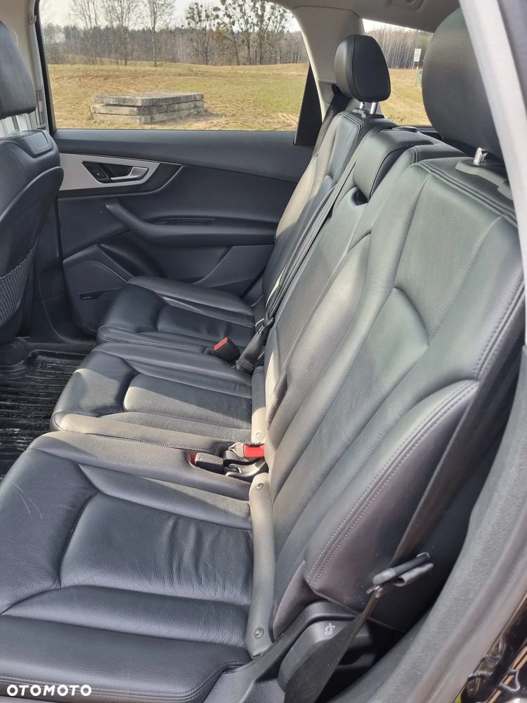 Audi Q7 - 11