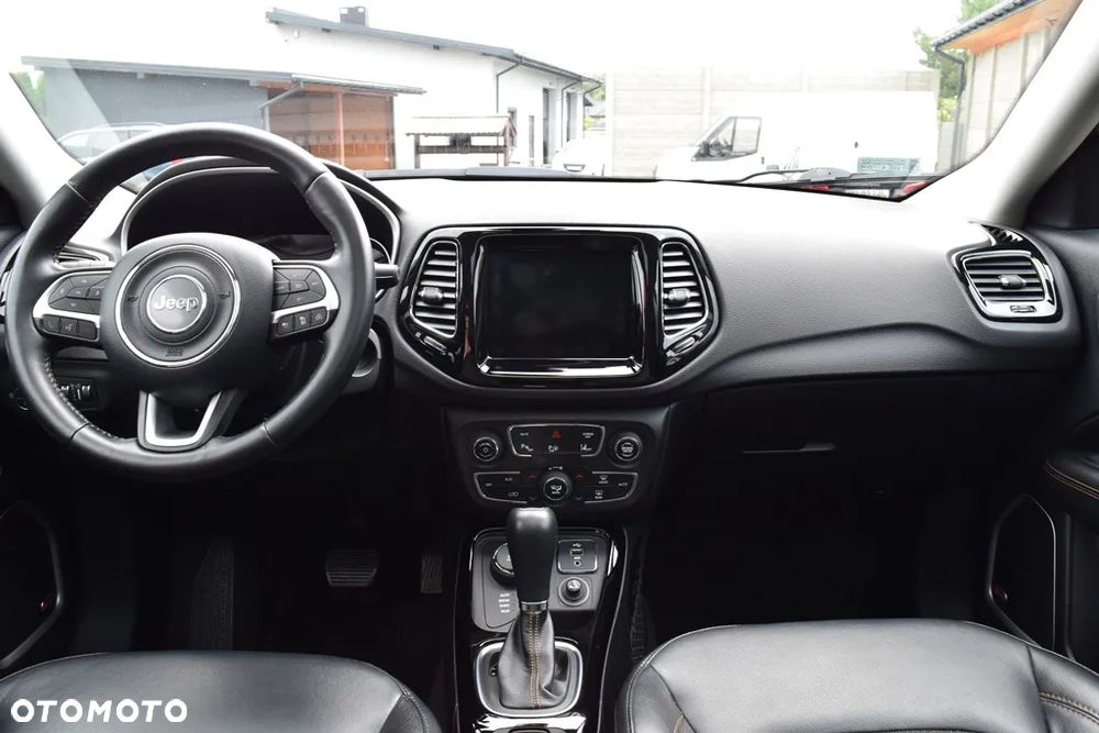 Jeep Compass 1.4 TMair Limited 4WD S&S - 32