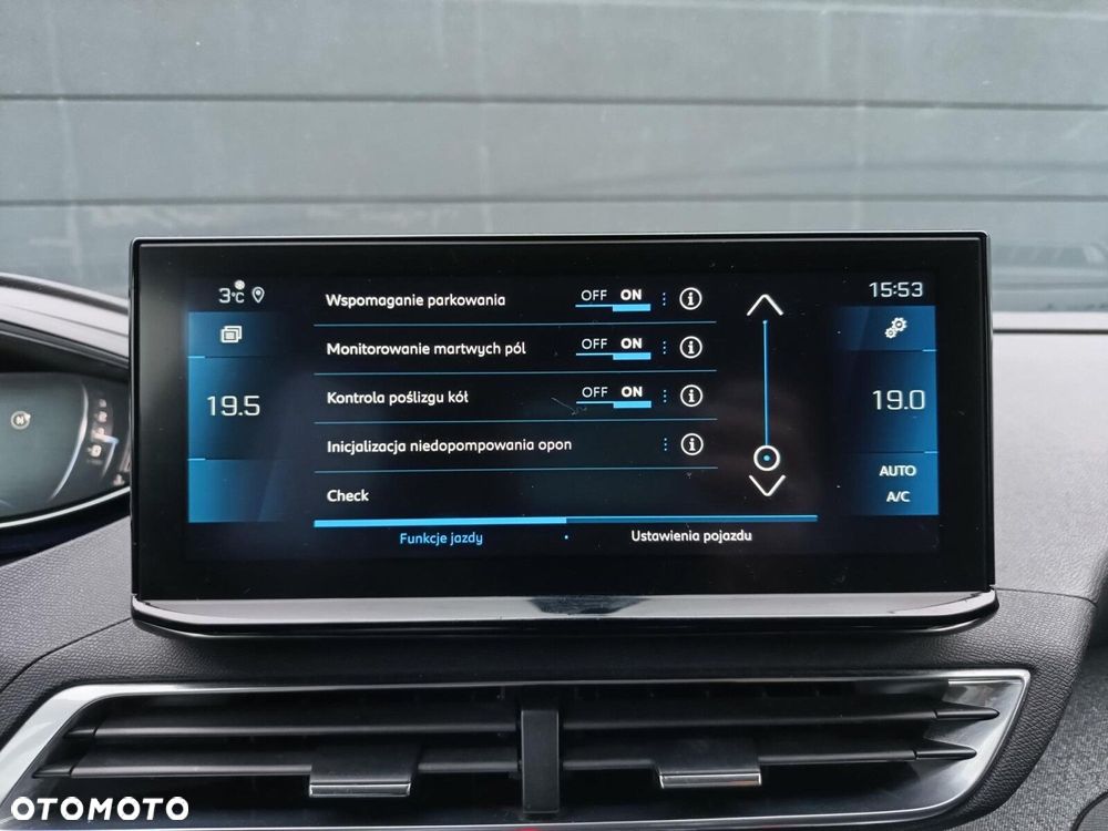 Peugeot 3008 1.2 PureTech Allure S&S - 37