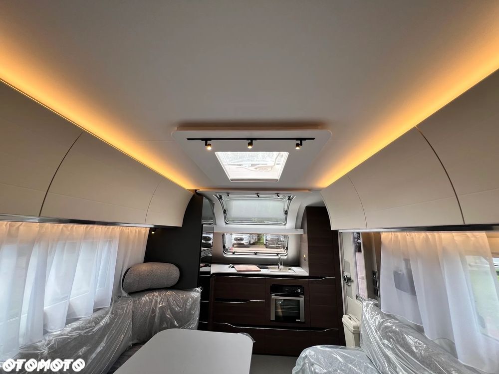 Adria ALPINA 663 HT - 10