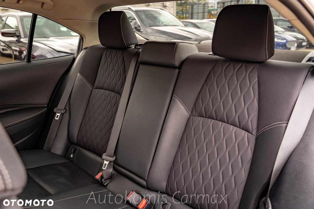 Toyota Corolla 1.8 Hybrid Executive - 23