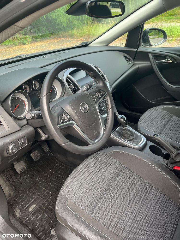 Opel Astra 1.6 EU6 - 24