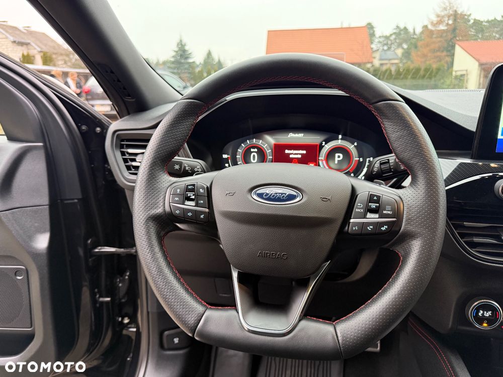 Ford Kuga 2.0 EcoBlue 4x4 ST-LINE X - 30