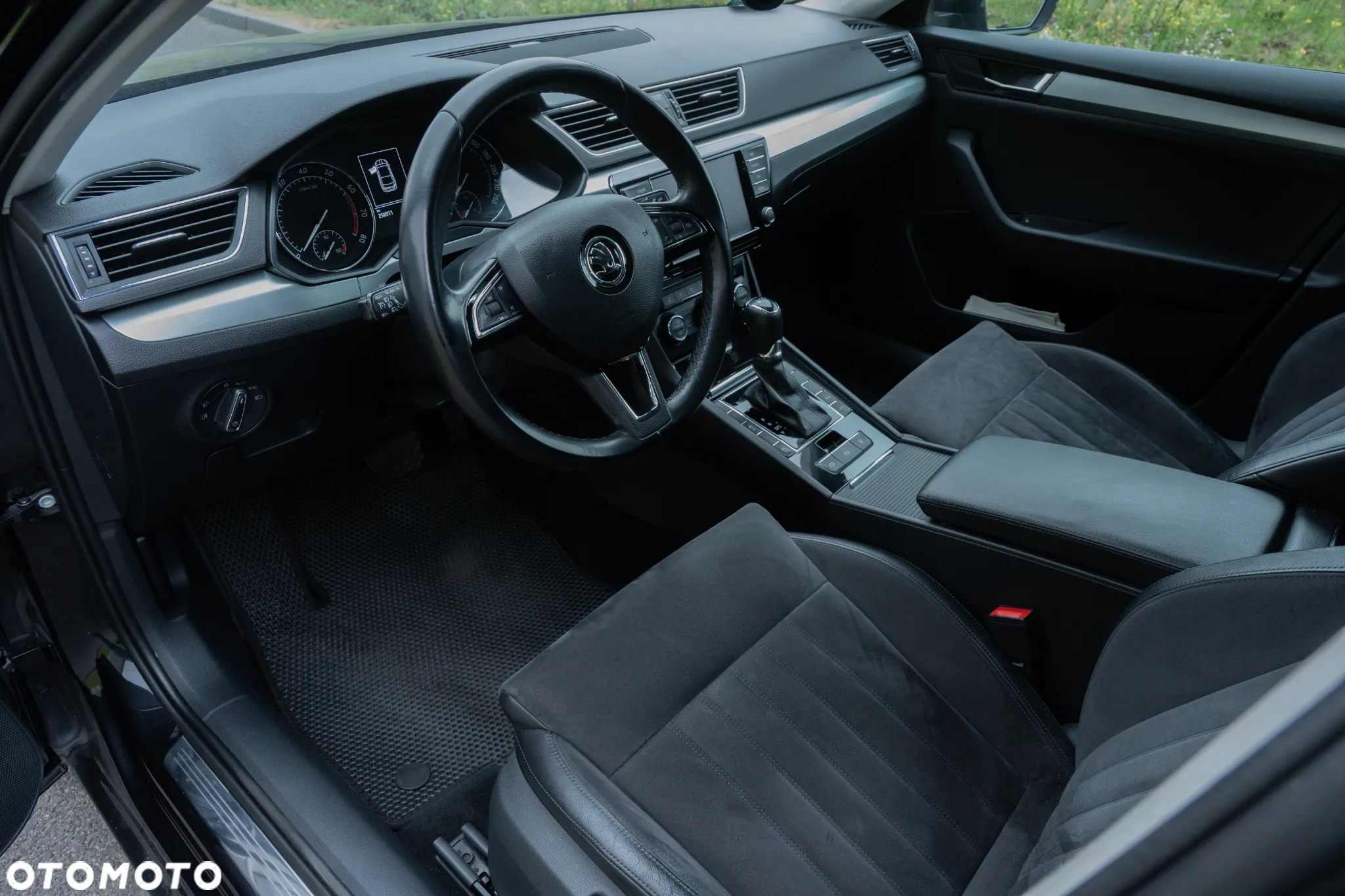 Skoda Superb 2.0 TSI Style DSG - 9
