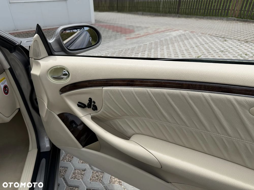 Mercedes-Benz CLK 320 CDI 7G-TRONIC Elegance - 19