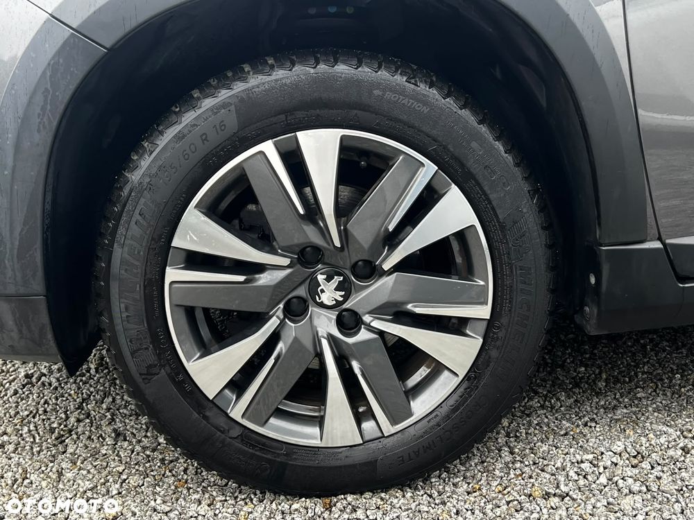 Peugeot 2008 - 16