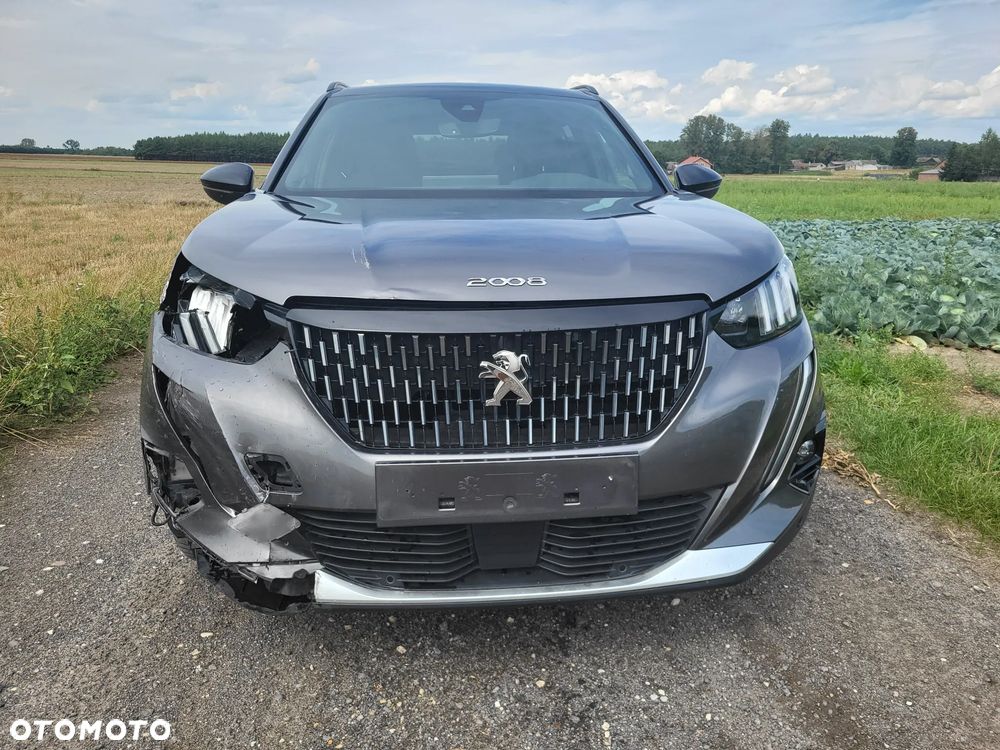 Peugeot 2008 PureTech 130 EAT8 GT Pack - 5