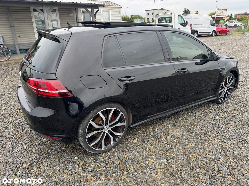 Volkswagen Golf GTD 2.0 TDI SCR DSG - 4