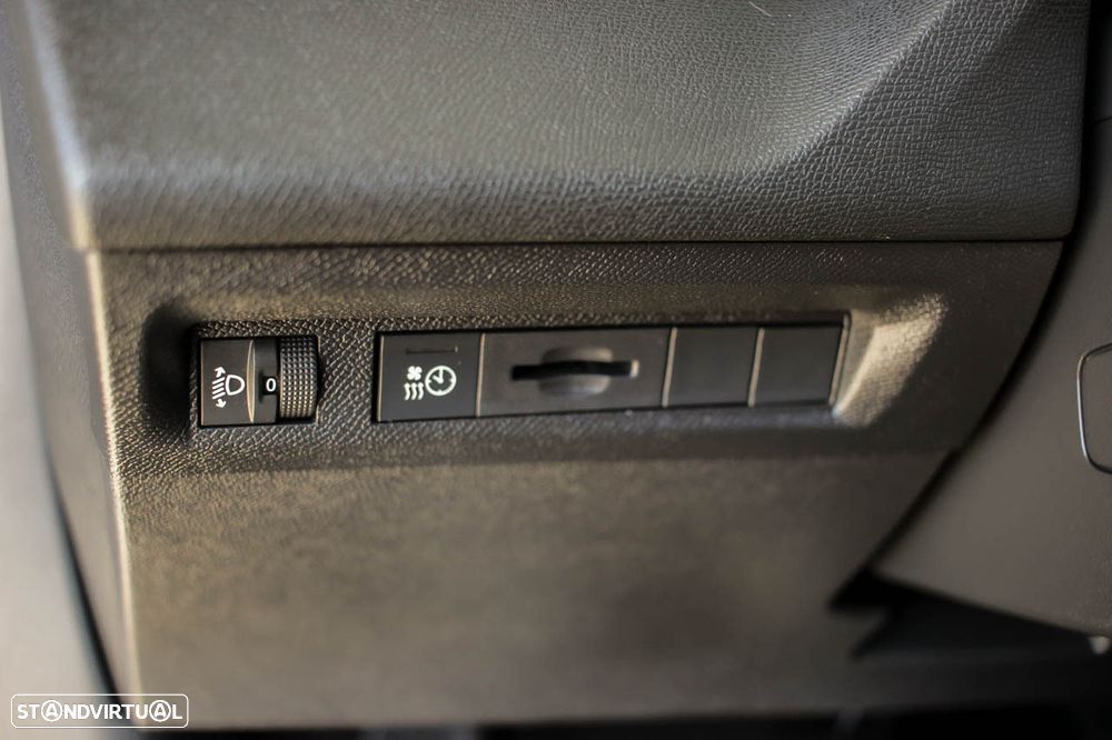 Peugeot e-308 156 Allure - 12